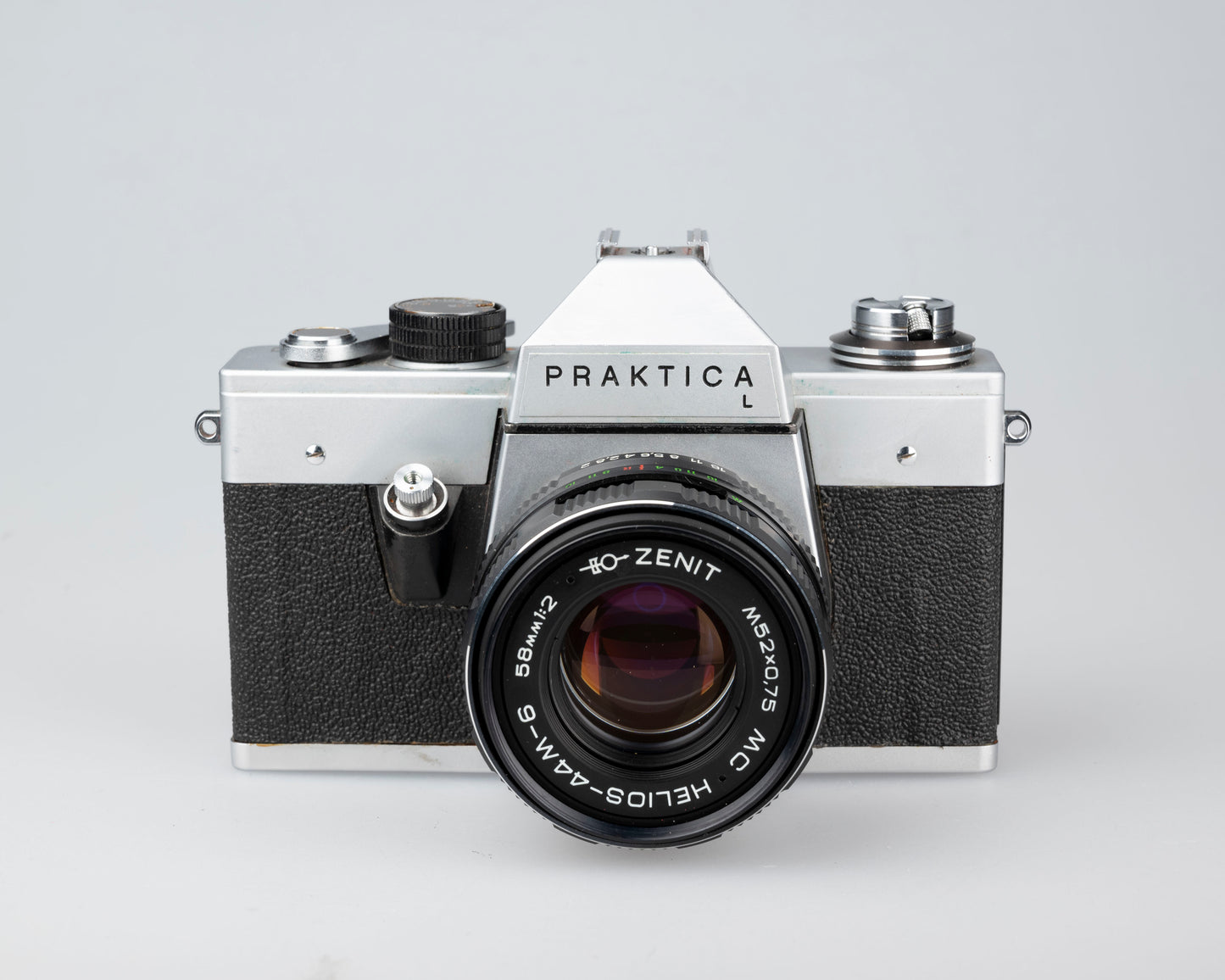 Appareil photo reflex Praktica L 35 mm avec objectif Helios-44M-6 58 mm f2
