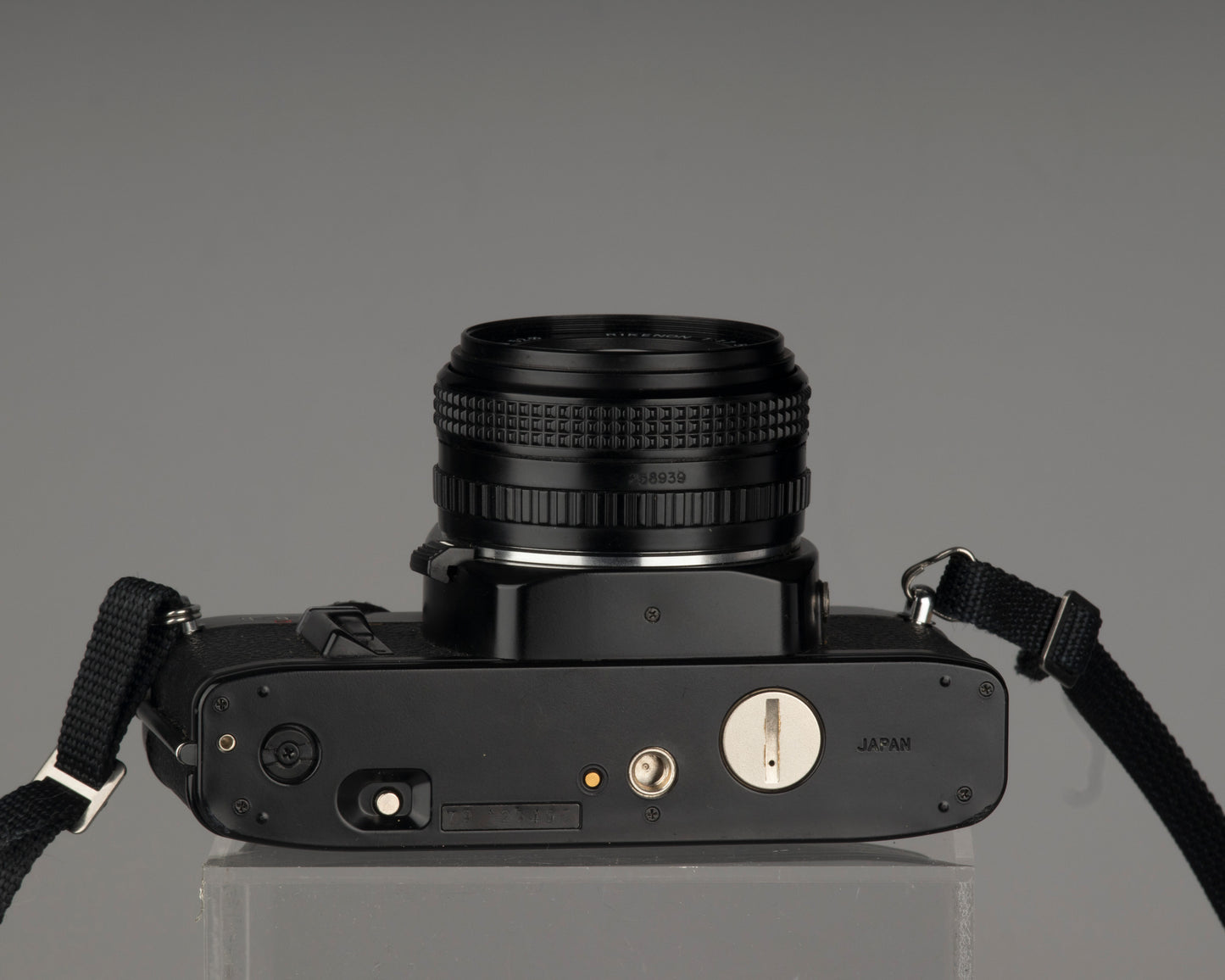 Ricoh KR-10 Super + Rikenon 50mm f1.7 lens
