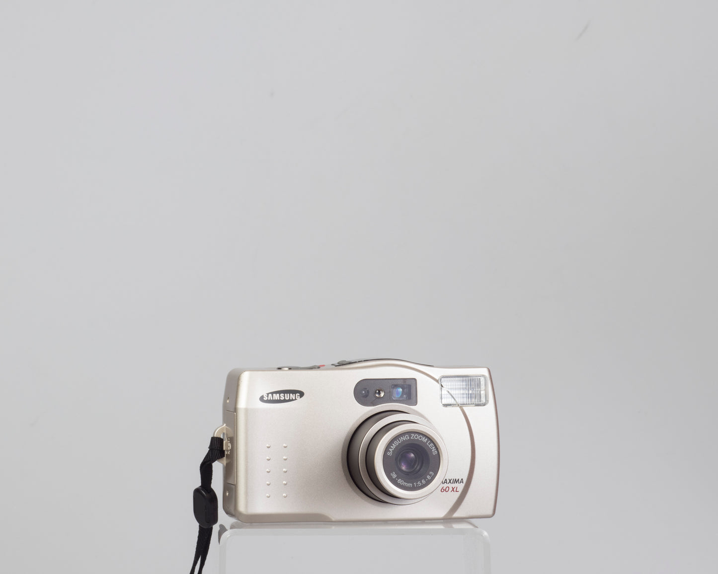Samsung Maxima 60XL compact 35mm camera w/case