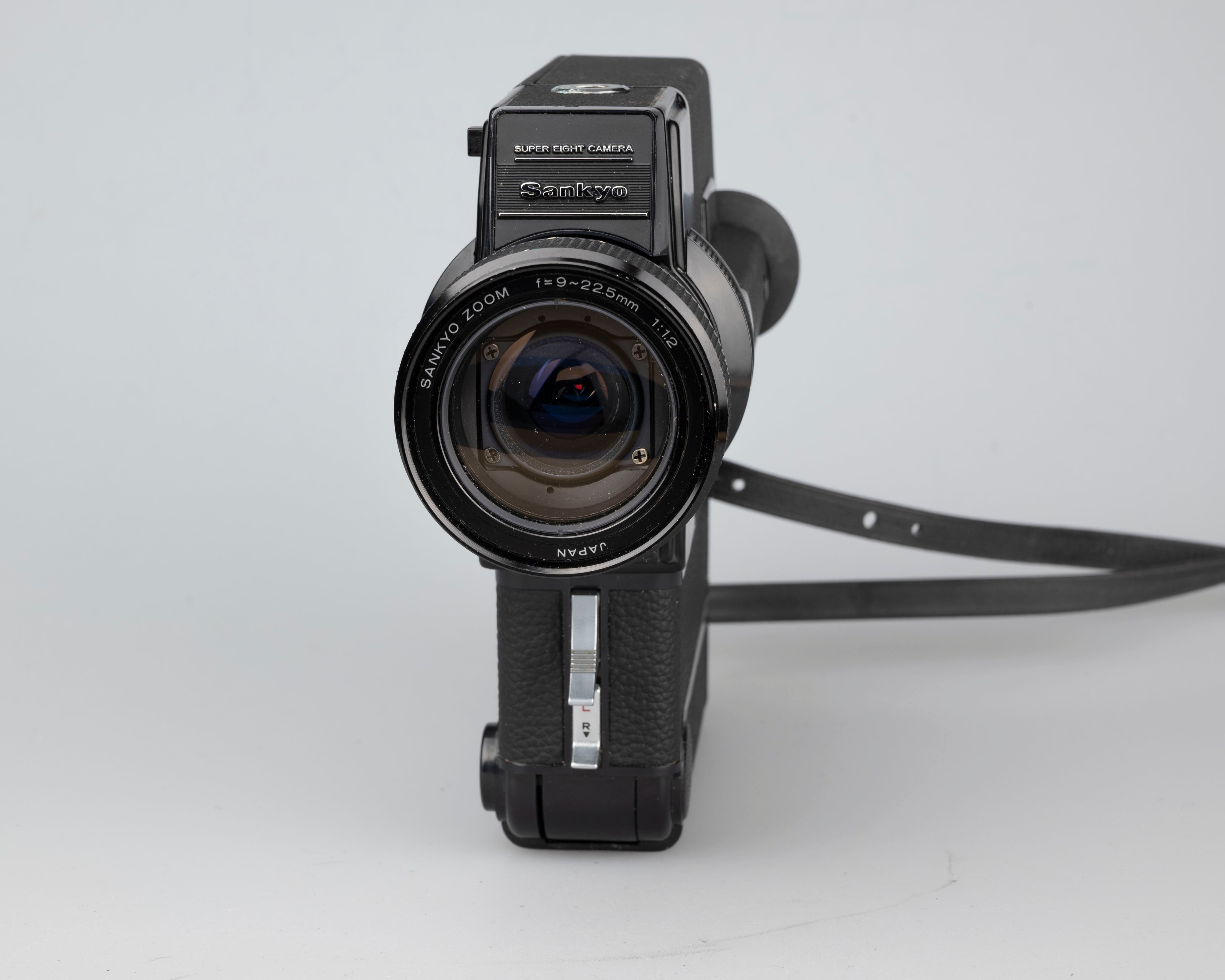 Sankyo Super LXL 250 Super 8 camera (serial 223500) – New Wave Pool