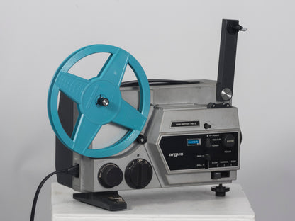 Projecteur Argus Vari-Motion 892Z 8mm et Super 8