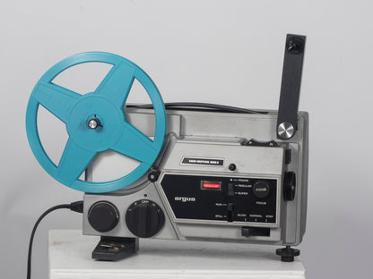 Projecteur Argus Vari-Motion 892Z 8mm et Super 8