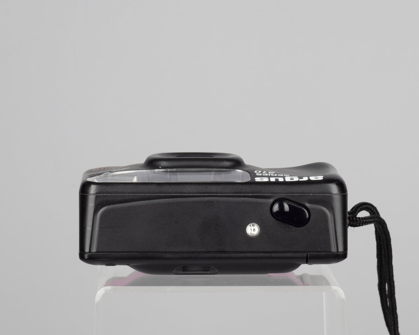 Appareil photo 35 mm à mise au point automatique Argus série 810