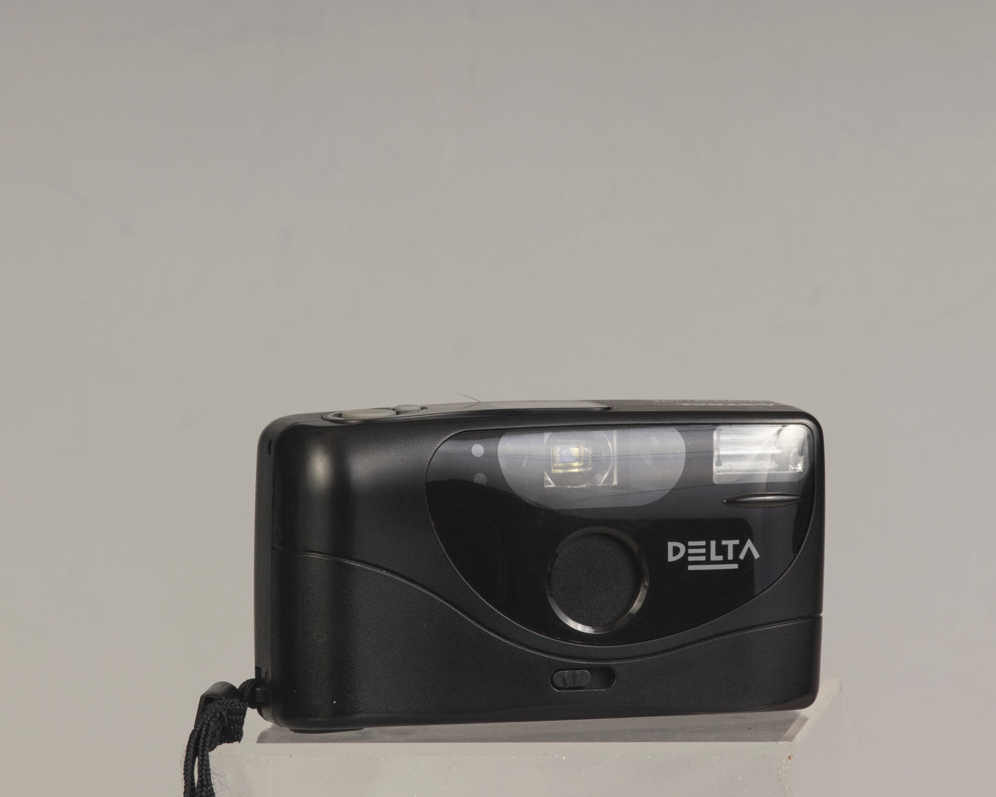 Appareil photo argentique Astral Delta Autofocus 35 mm (version quartz date)
