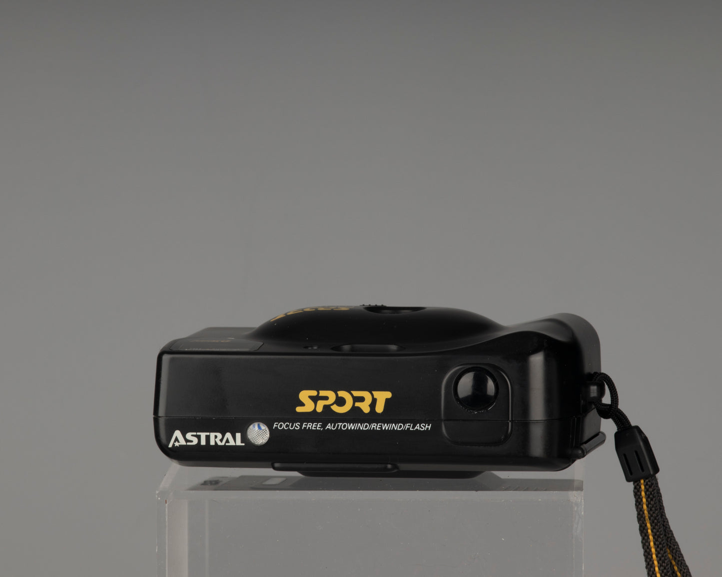 Sport Focus Free 35mm film camera with case