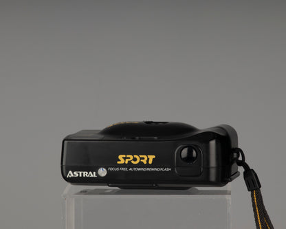 Sport Focus Free 35mm film camera with case
