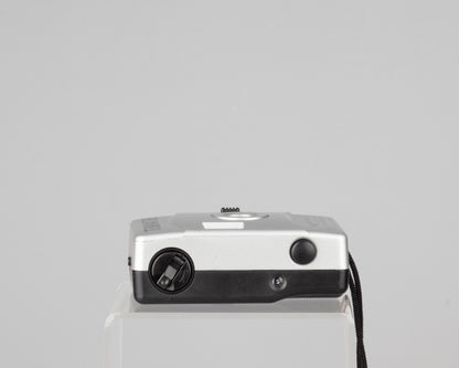 Bell and Howell 28mm Focus Free compact 35mm camera
