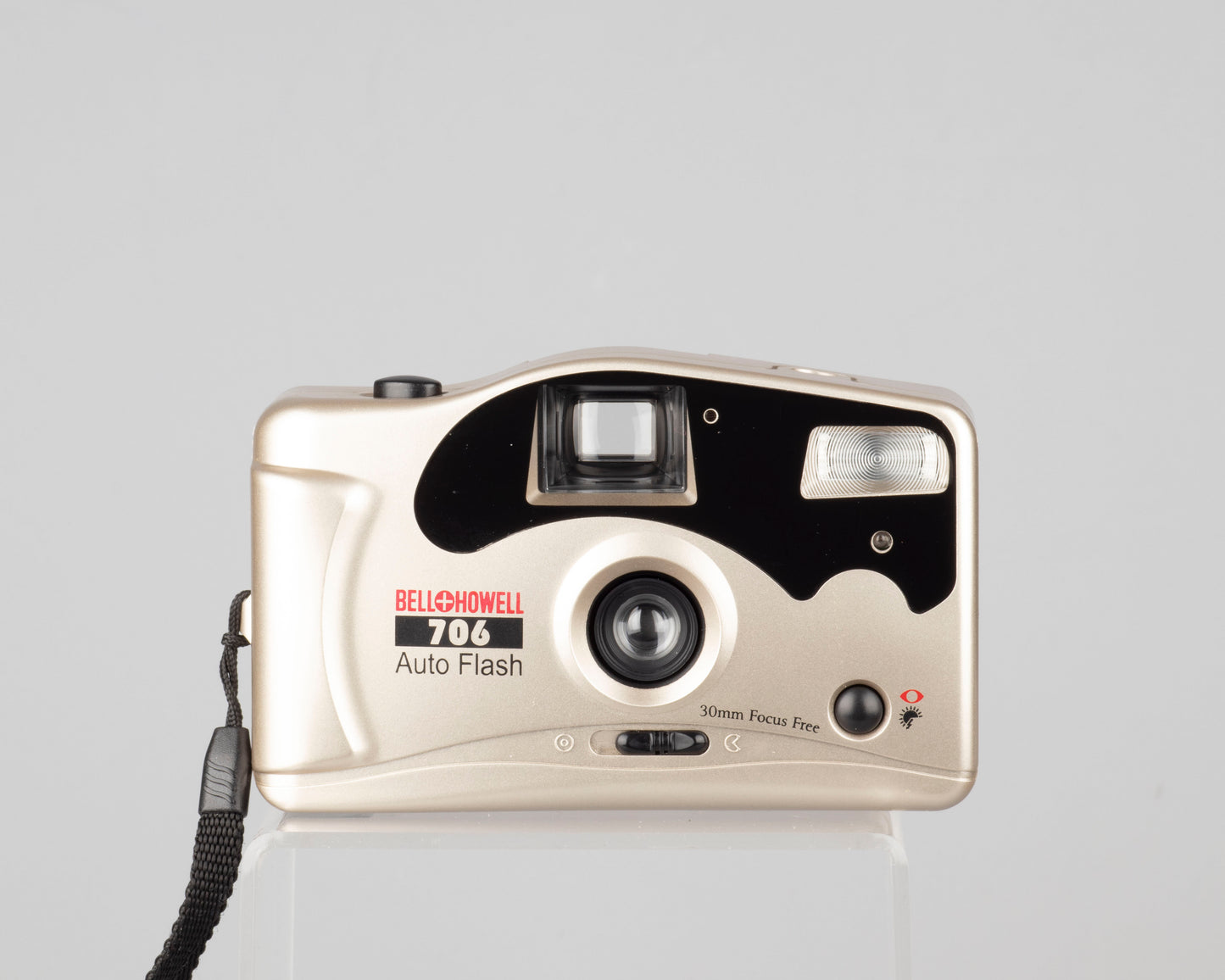 Appareil photo Bell and Howell 706 Auto Flash 35 mm avec étui (série 00J52843)