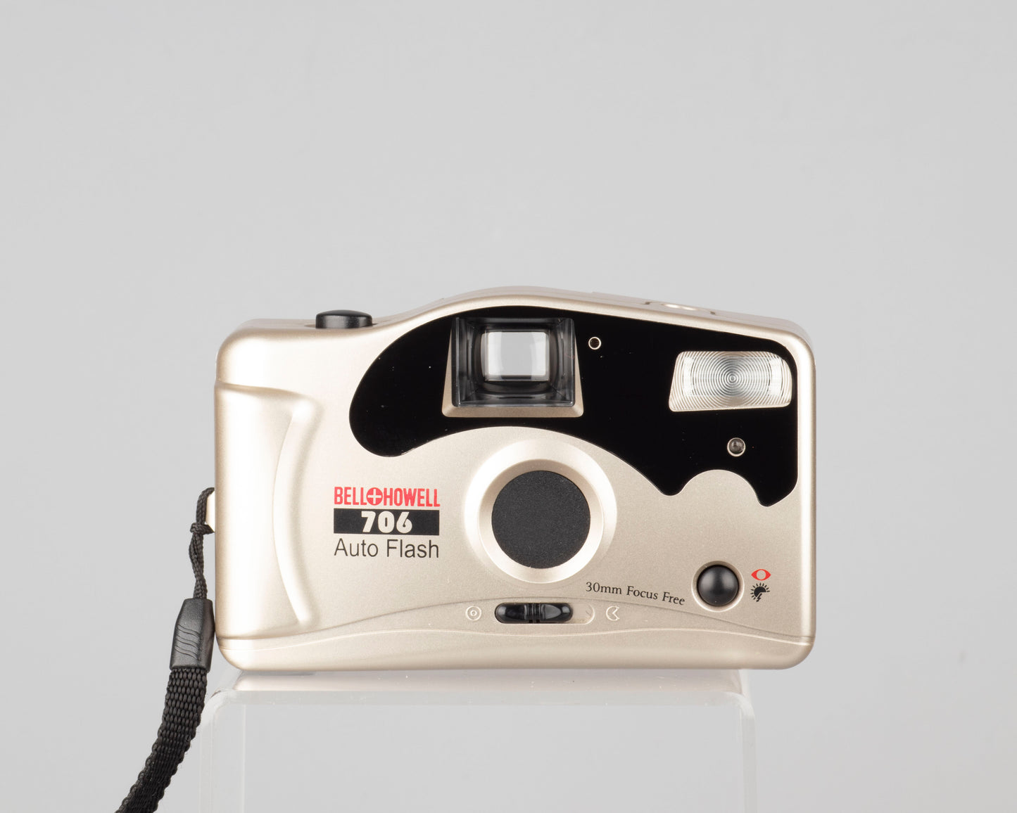 Appareil photo Bell and Howell 706 Auto Flash 35 mm avec étui (série 00J52843)