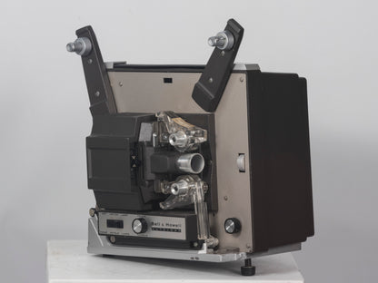 Projecteur de film Bell et Howell 356 Super 8