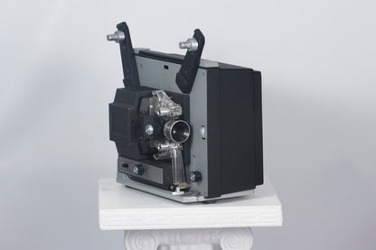 Projecteur de cinéma Bell et Howell 461 Super 8