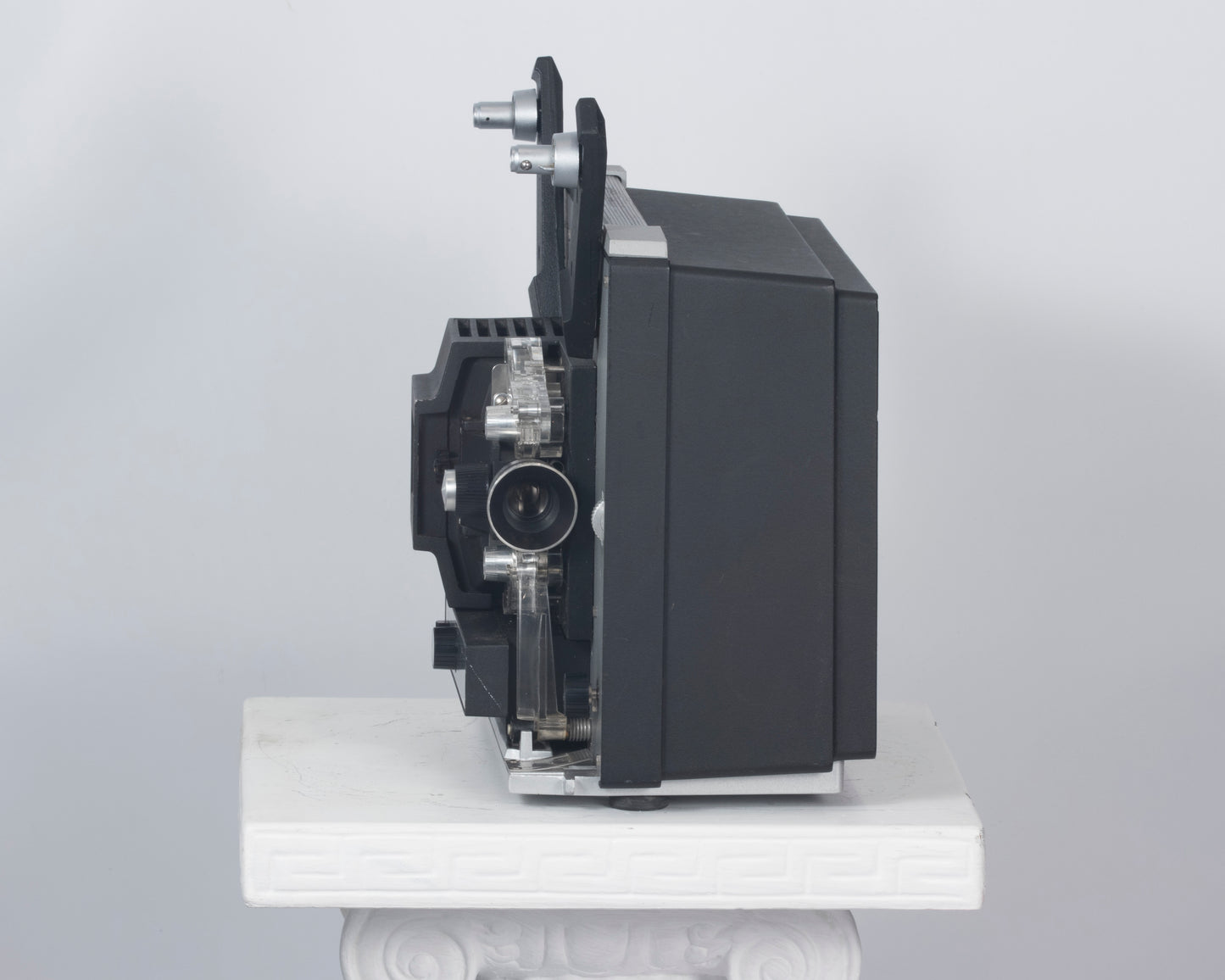 Projecteur de cinéma Bell et Howell 461 Super 8