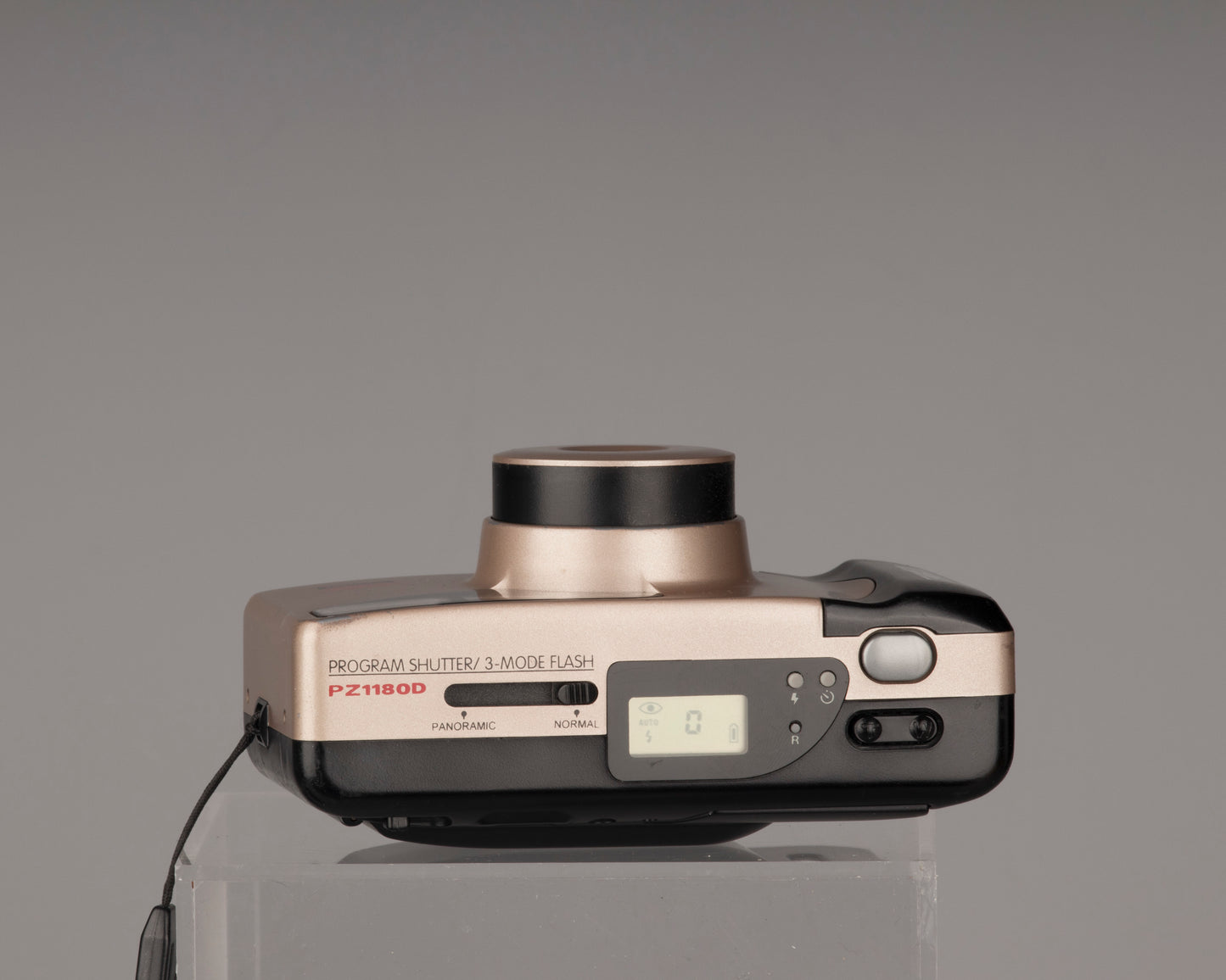 Appareil photo compact 35 mm à mise au point automatique Bell et Howell PZ1180D