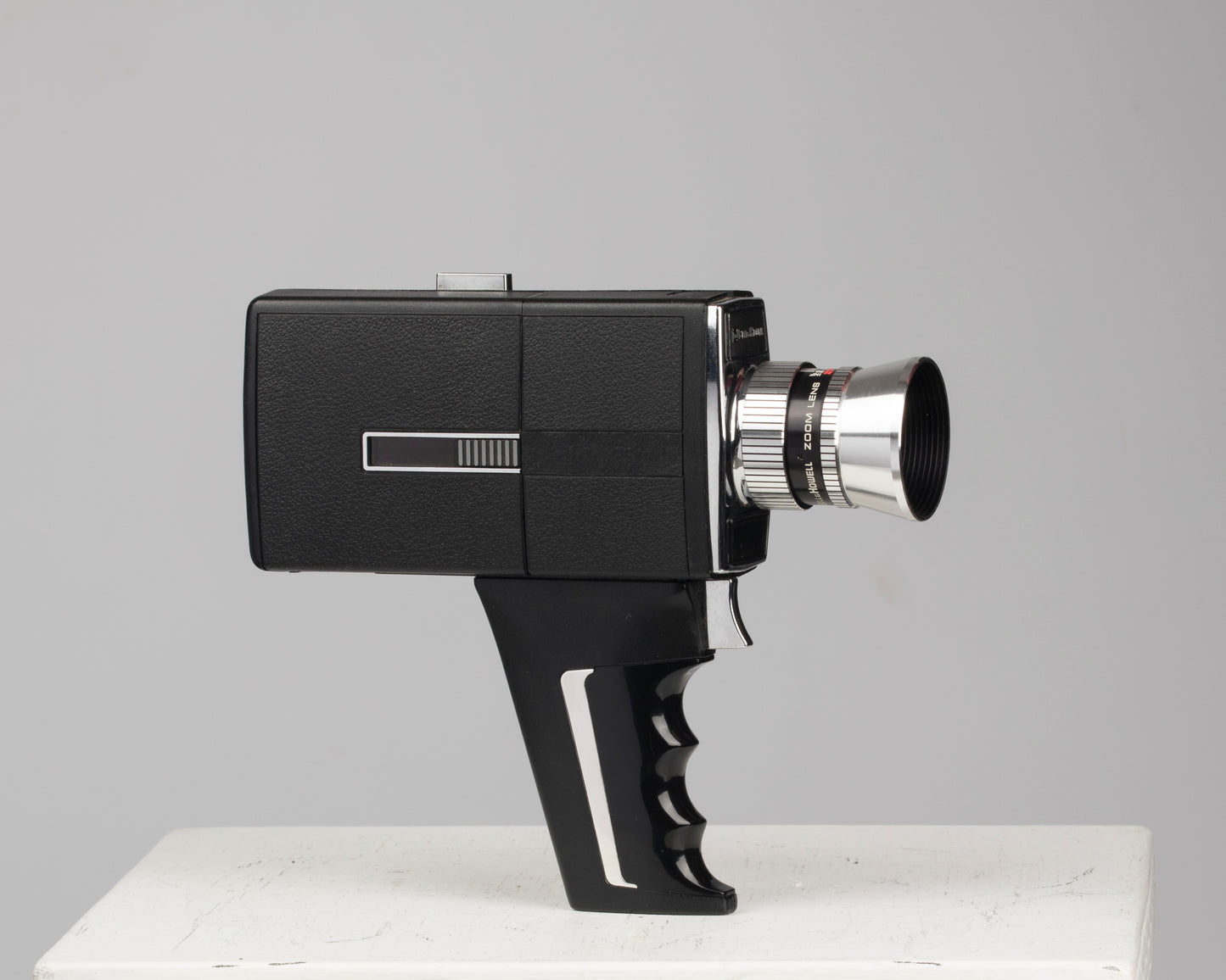 Caméra Bell et Howell 1206 Director Series Super 8
