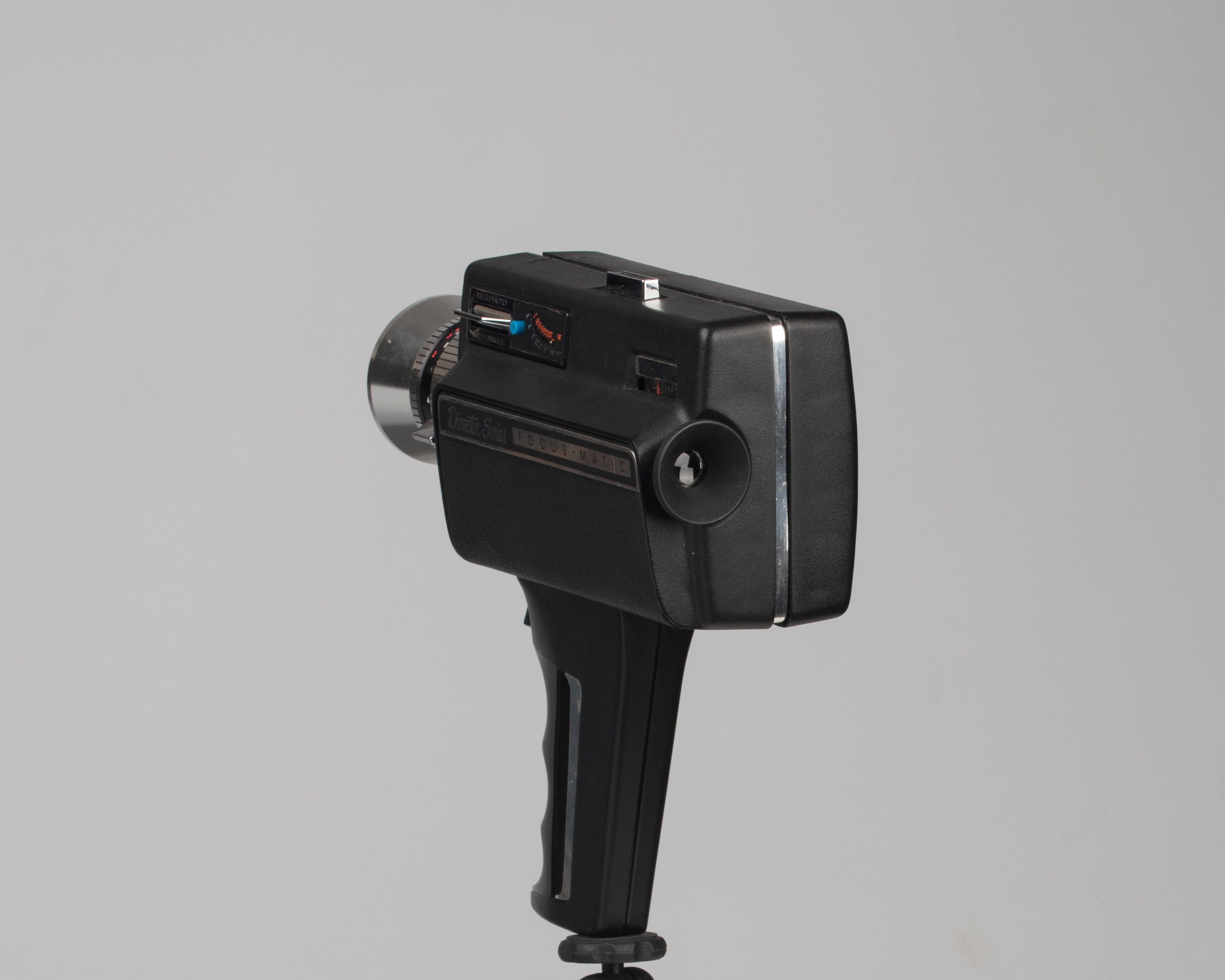 Bell and Howell 1206 Director Series Super 8 movie camera – New