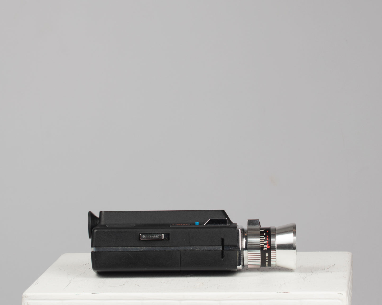 Caméra Bell et Howell 1206 Director Series Super 8