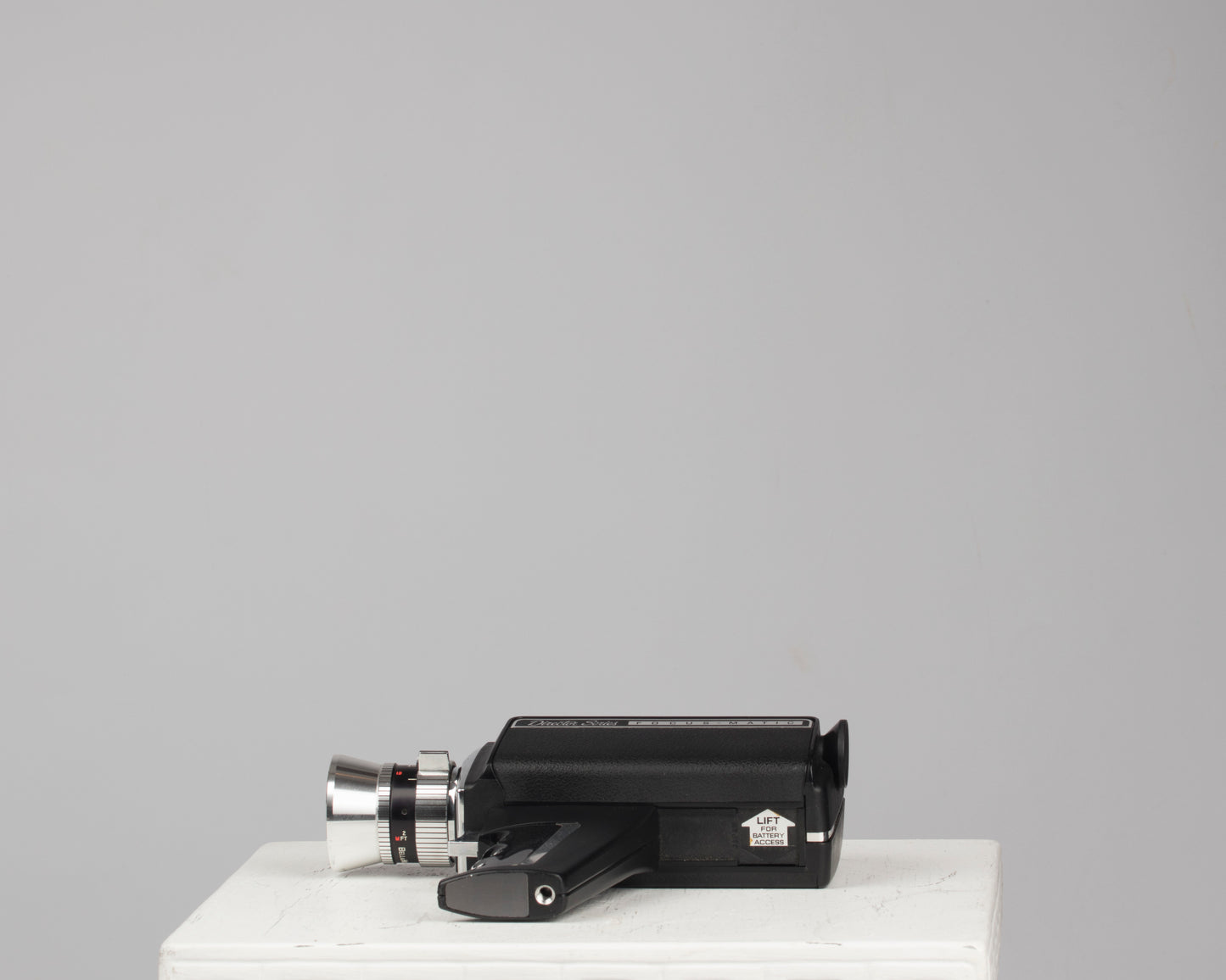 Caméra Bell et Howell 1206 Director Series Super 8