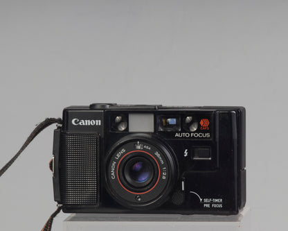 Canon AF35M (alias Sure Shot ou Autoboy) Film 35 mm point-and-shoot avec étui