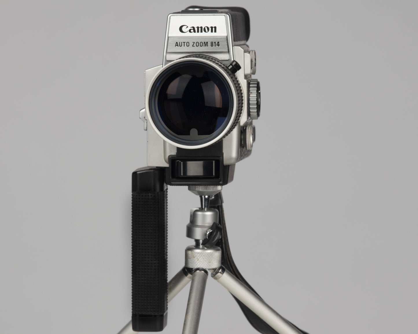 Canon Auto Zoom 814 Electronic Super 8 movie camera
