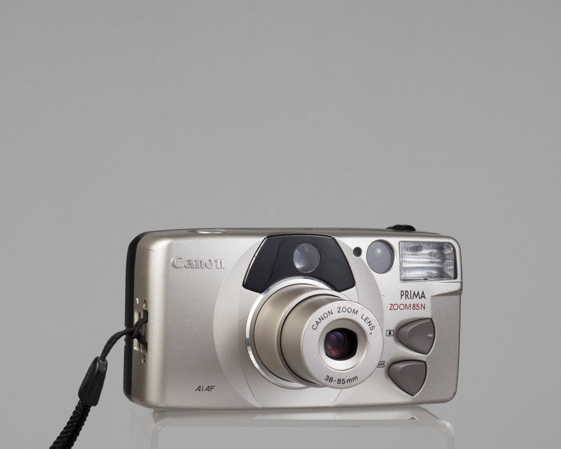 The Canon Prima Zoom 85N (lens zoomed out)