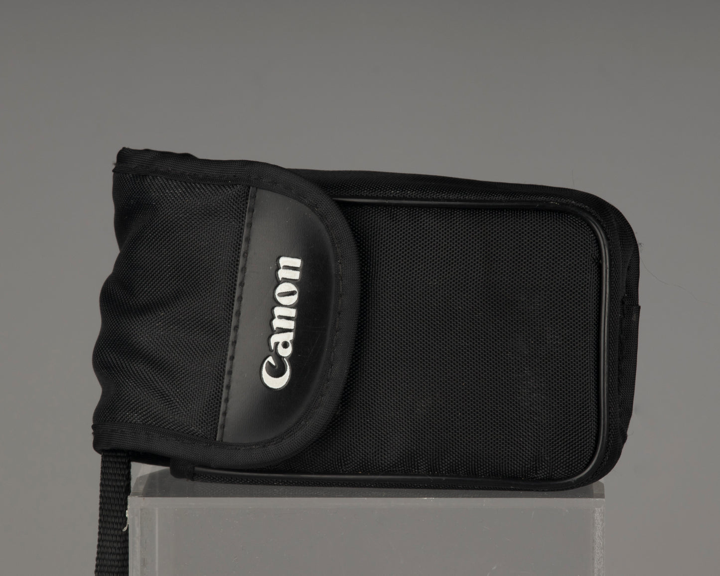 Appareil photo Canon New Snappy EL 35 mm avec étui