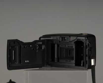 Appareil photo Canon New Snappy EL 35 mm avec étui