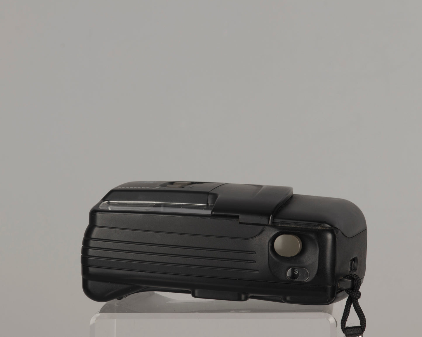 Appareil photo Canon New Snappy EL 35 mm avec étui (série 1129789)