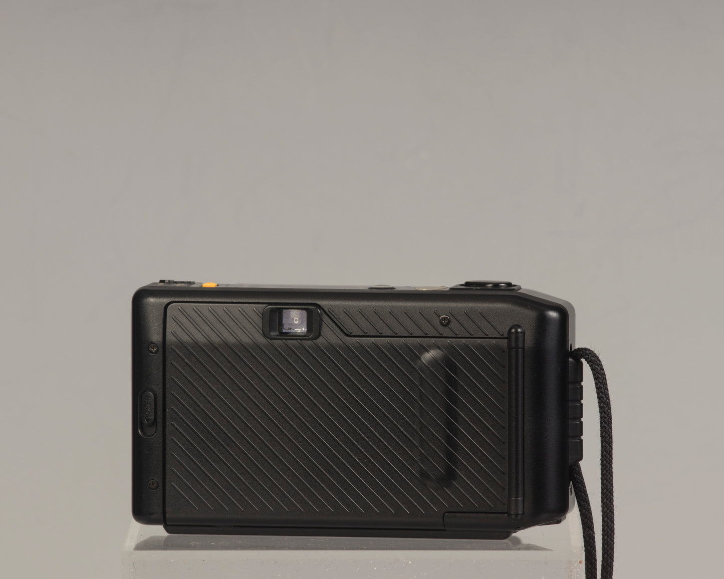 The Canon Sprint is an auto focus 35mm film point-and-shoot camera featuring a fixed 35mm f3.5 lens