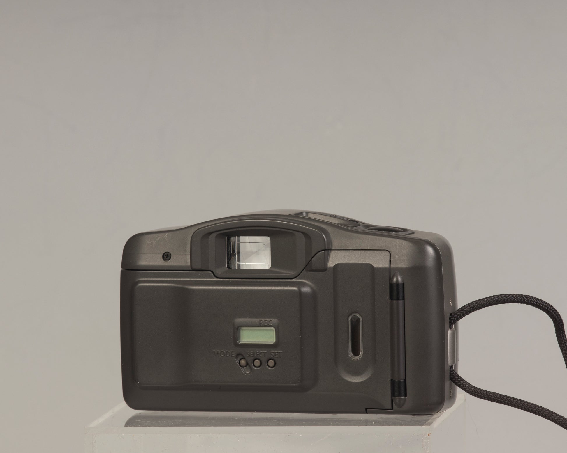 Canon Sure Shot Owl PF Date (back view) : a point-and-shoot 35mm film camera with a 35mm f/3.8 lens