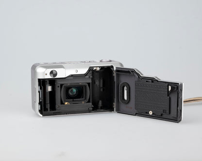Appareil photo ultra-compact 35 mm Canon Sure Shot 115u avec étui (série 9614950)