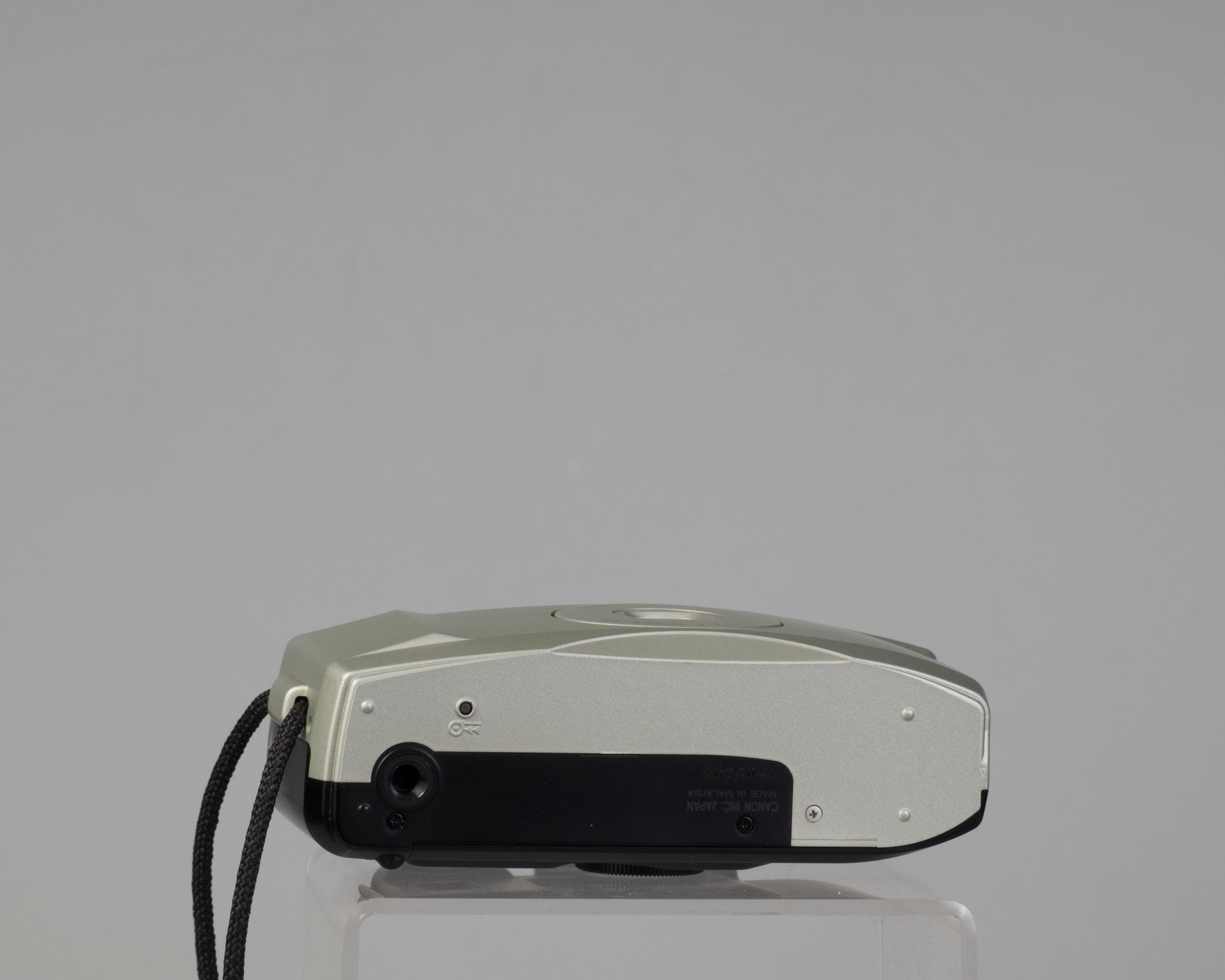 Canon Sure Shot 60 Zoom bottom view