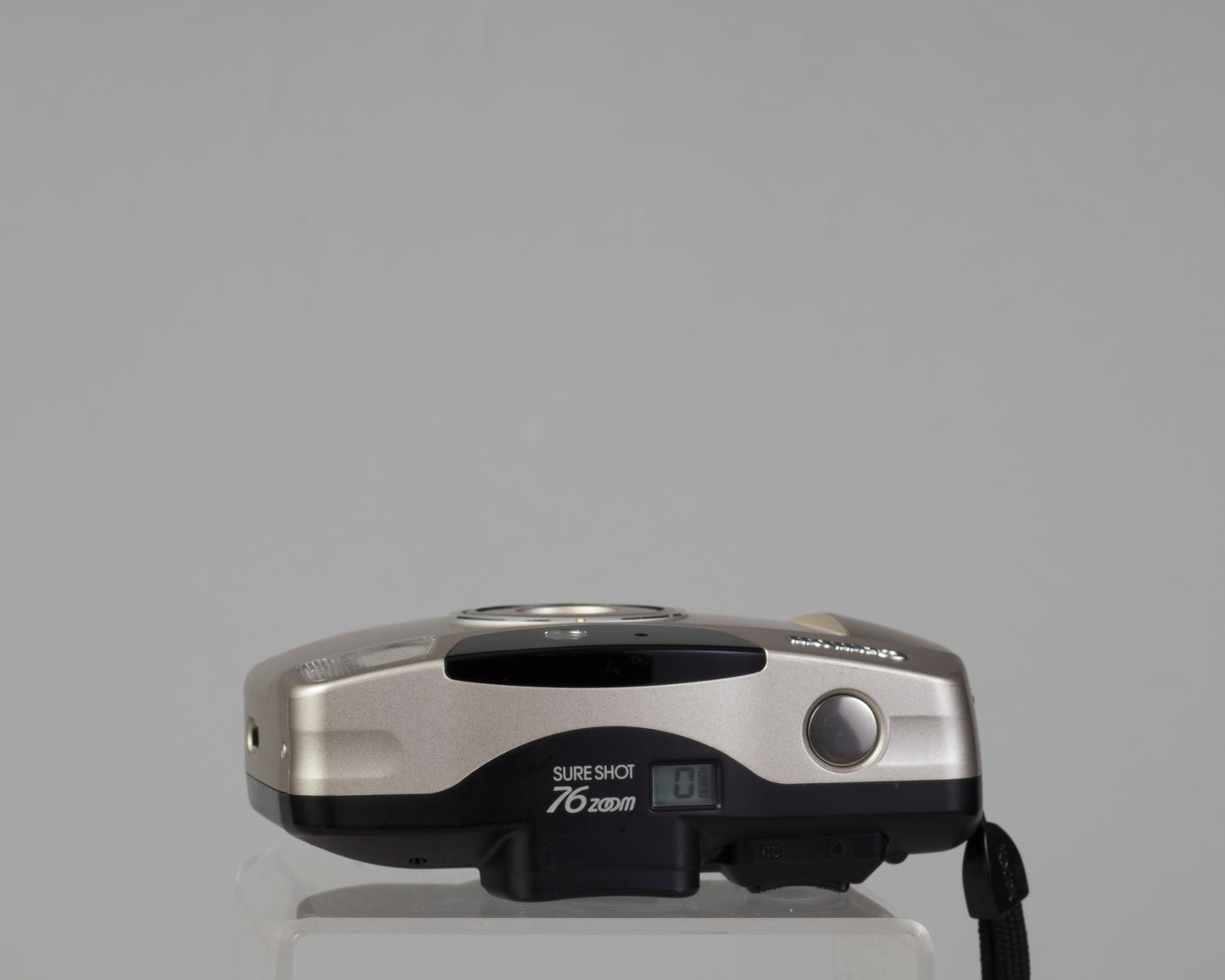 Canon Sure Shot 76 Zoom top view