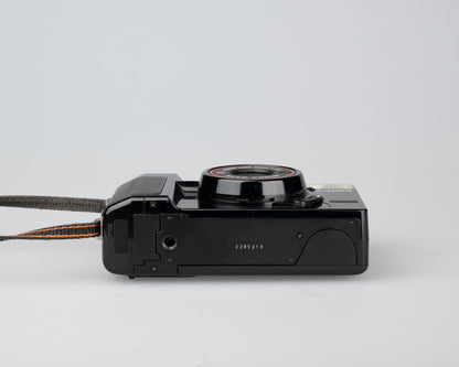 Canon Sure Shot (alias AF35M II ou Autoboy 2) Film 35 mm point-and-shoot avec étui (série 3395219)