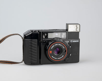 Canon Sure Shot (alias AF35M II ou Autoboy 2) Film 35 mm point-and-shoot avec étui (série 3395219)