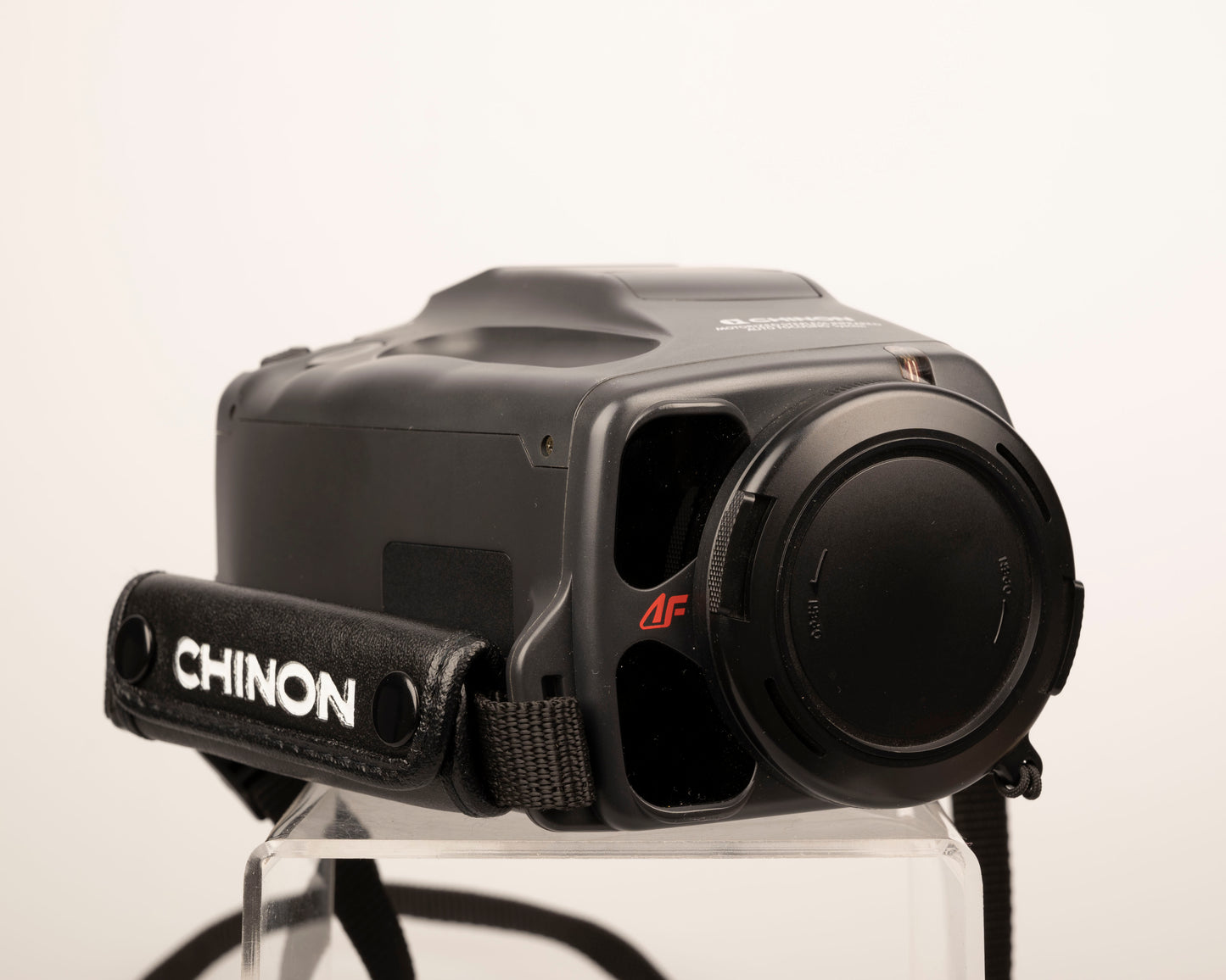 Chinon Genesis II 'bridge' 35mm film SLR avec objectif 35-80mm + mallette de transport + manuel