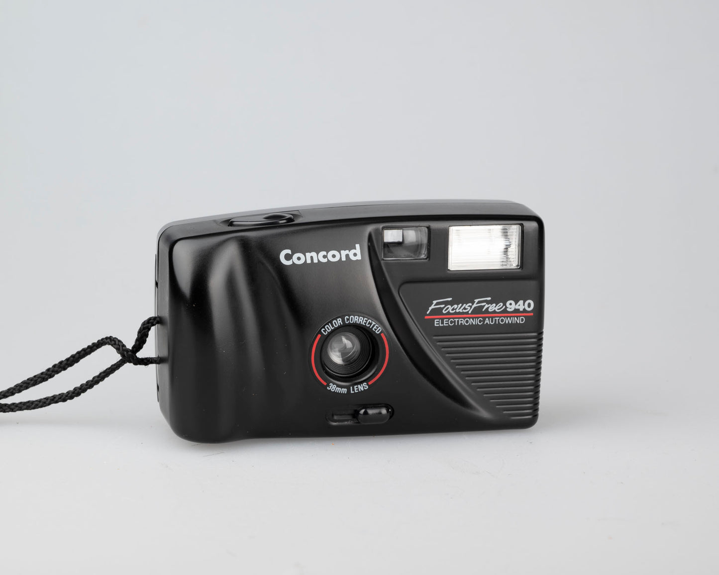Appareil photo argentique 35 mm Concord Focus Free 940 Autowind (série 31073)
