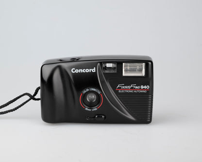 Appareil photo argentique 35 mm Concord Focus Free 940 Autowind (série 31073)