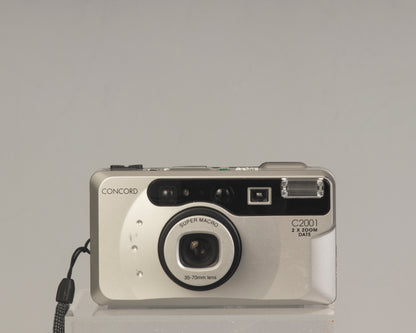 The Concord C2001 (aka Polaroid C2001) is a 35mm film point-and-shoot feturing a 35-70mm zoom lens with macro focusing