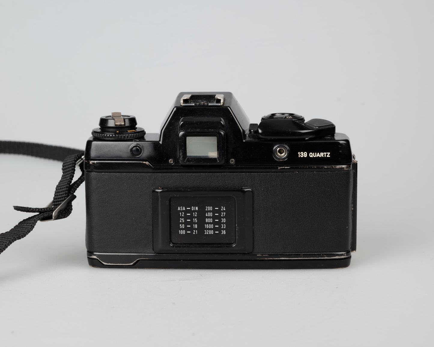 Contax 139 Quartz 35 mm SLR avec objectif DBS 50 mm f1.9