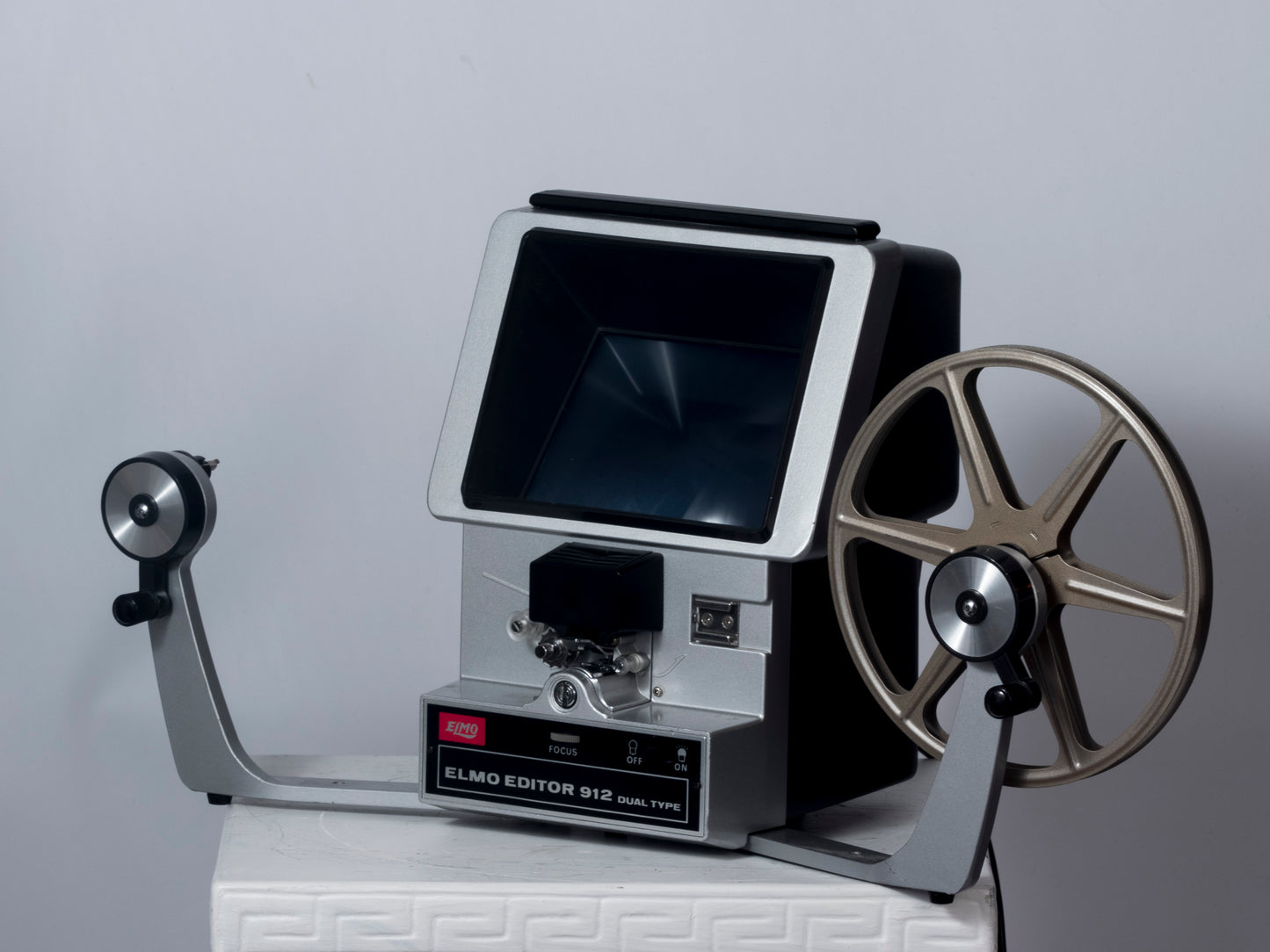 Elmo Editor 912 Dual Type Super 8 and 8mm viewer/editor