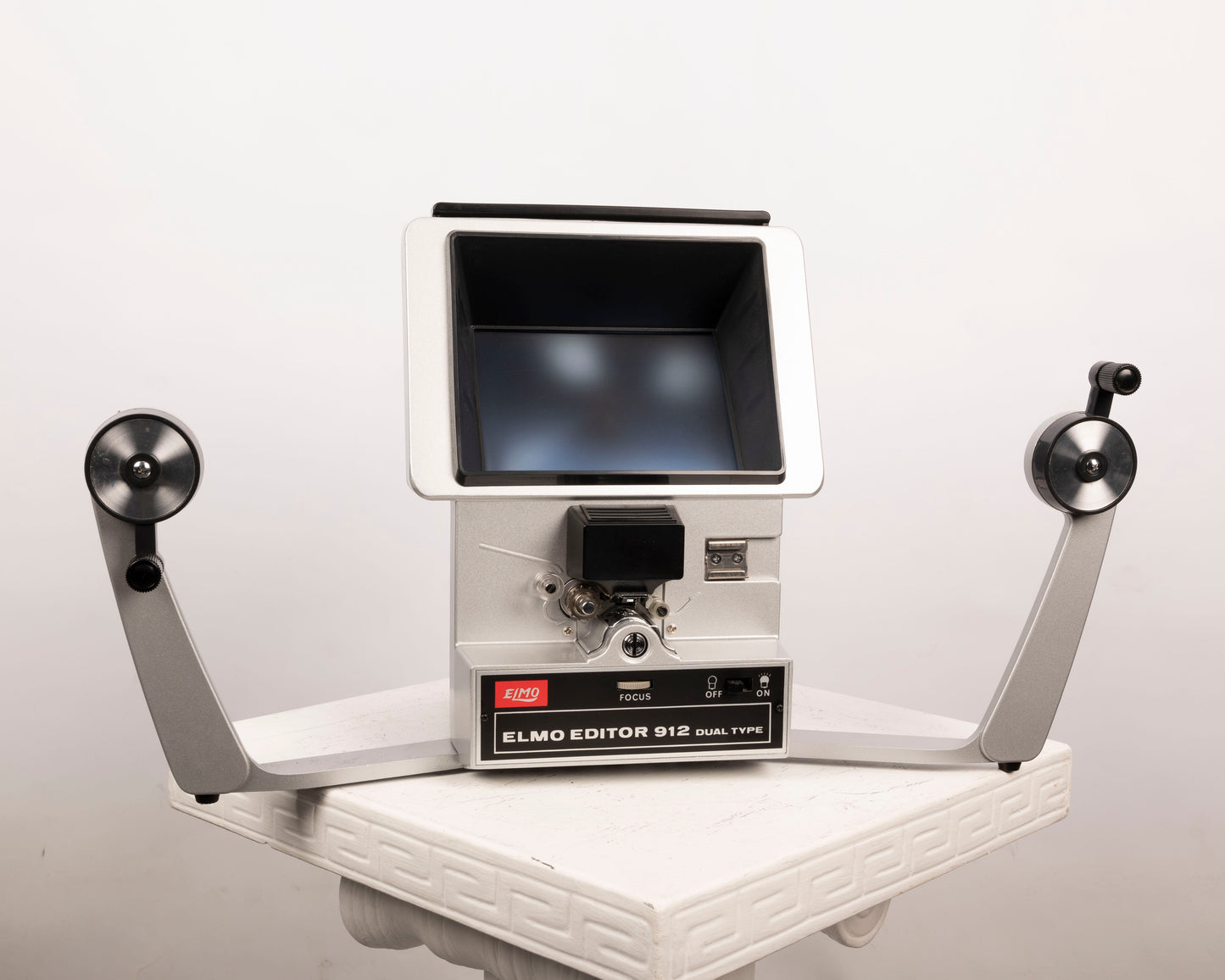 Elmo Editor 912 Dual Type Super 8 and 8mm viewer/editor (serial 138009)