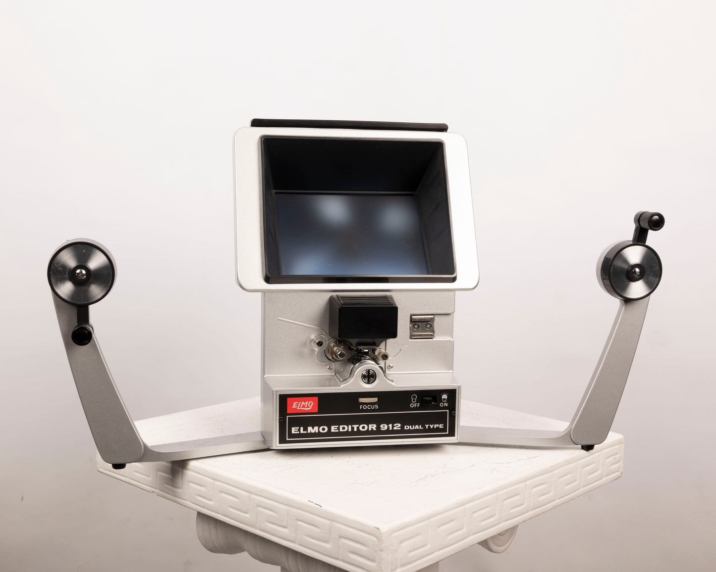 Elmo Editor 912 Dual Type Super 8 and 8mm viewer/editor (serial 138009)