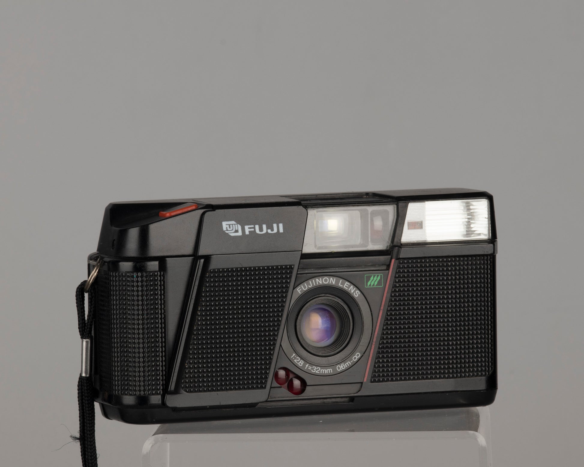 The Fuji DL-200 35mm film point-and-shoot; this camera features a sharp 32mm f2.8 lens