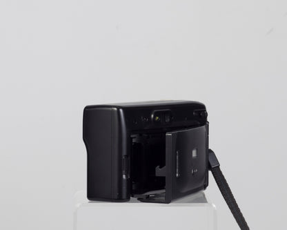 Fuji DL-90 35mm film camera (serial 91211970)