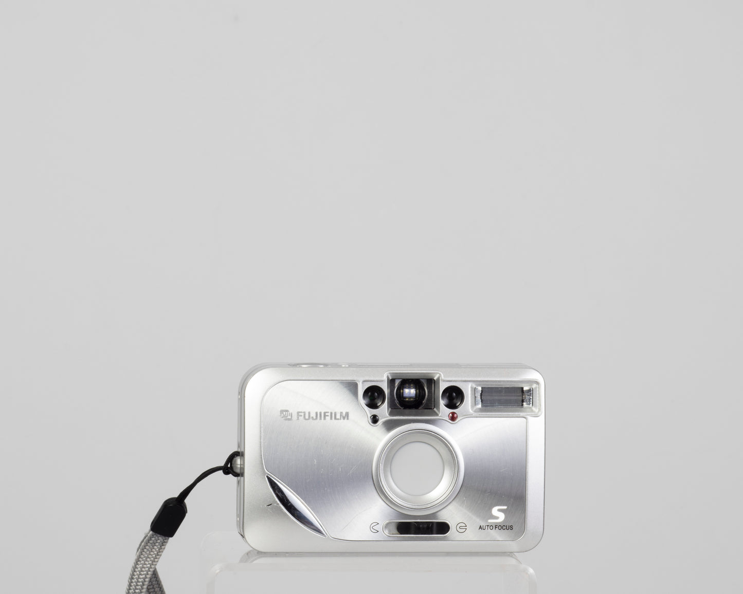 The Fujifilm Clear Shot S Autofocus ultracompact 35mm film camera
