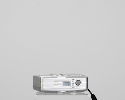 The Fujifilm Clear Shot S Autofocus ultracompact 35mm film camera