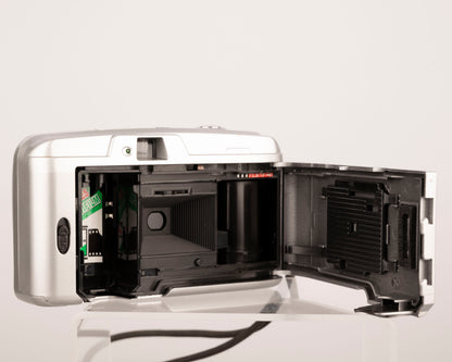 Appareil photo Fujifilm Clear Shot M 35 mm avec étui (série 4156358)