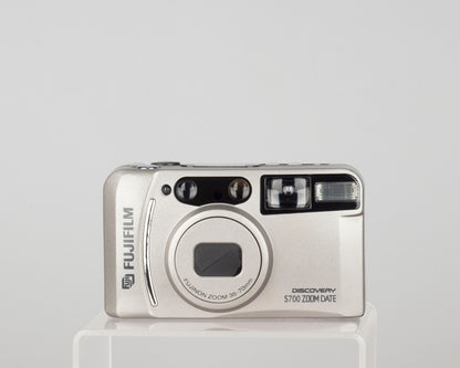 Fujifilm Discovery 700S Zoom Date 35mm camera (serial 4797578)