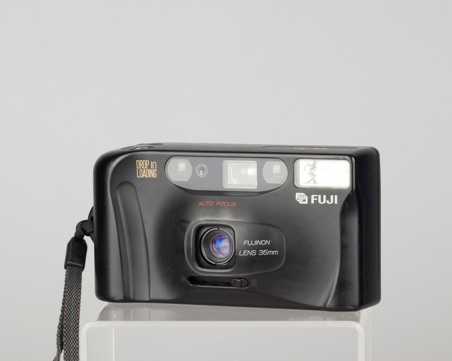 Fujifilm DL-80 35mm film camera (serial 80818192)