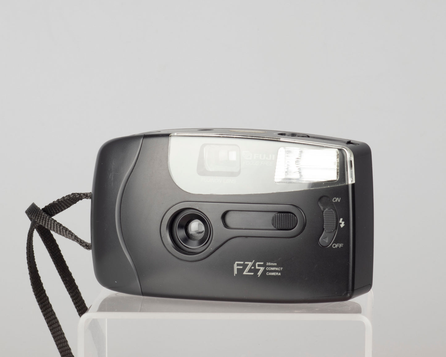 Appareil photo argentique Fuji FZ-5 35 mm (série 30325088)